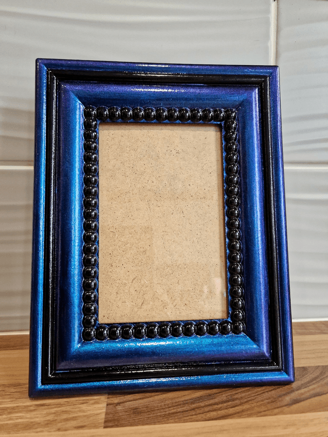 Colour Shifting Photo Frame