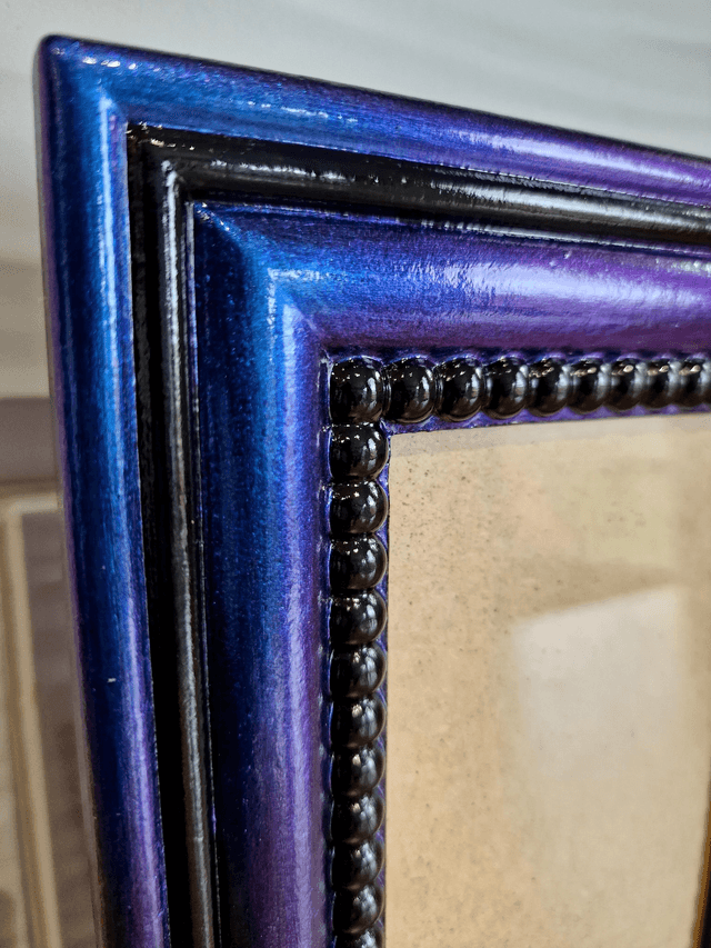 Colour Shifting Photo Frame