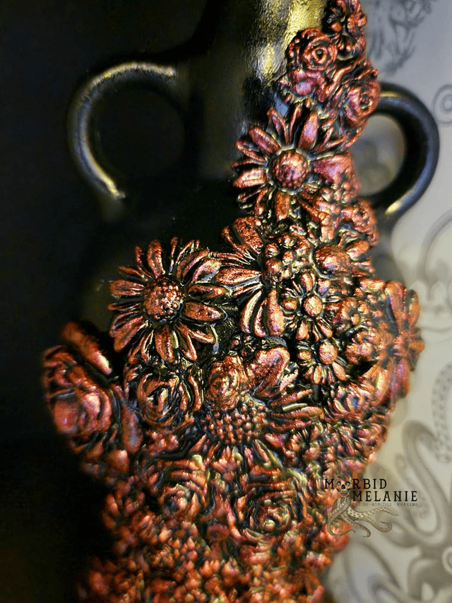 Kraken Flower Bottle 