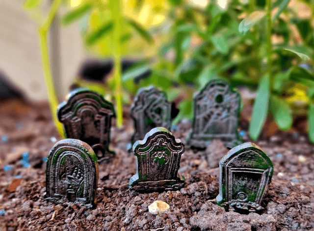 Gravestone Plant Pot Decor