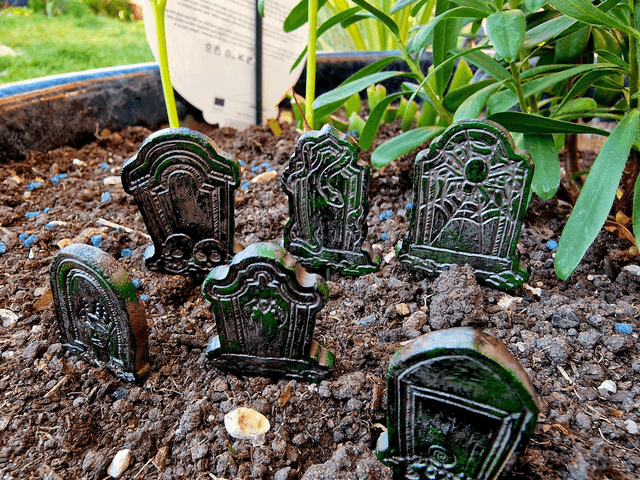 Gravestone Plant Pot Decor