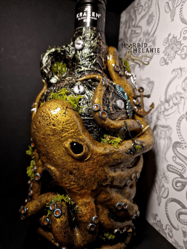 Octopus Bottle 